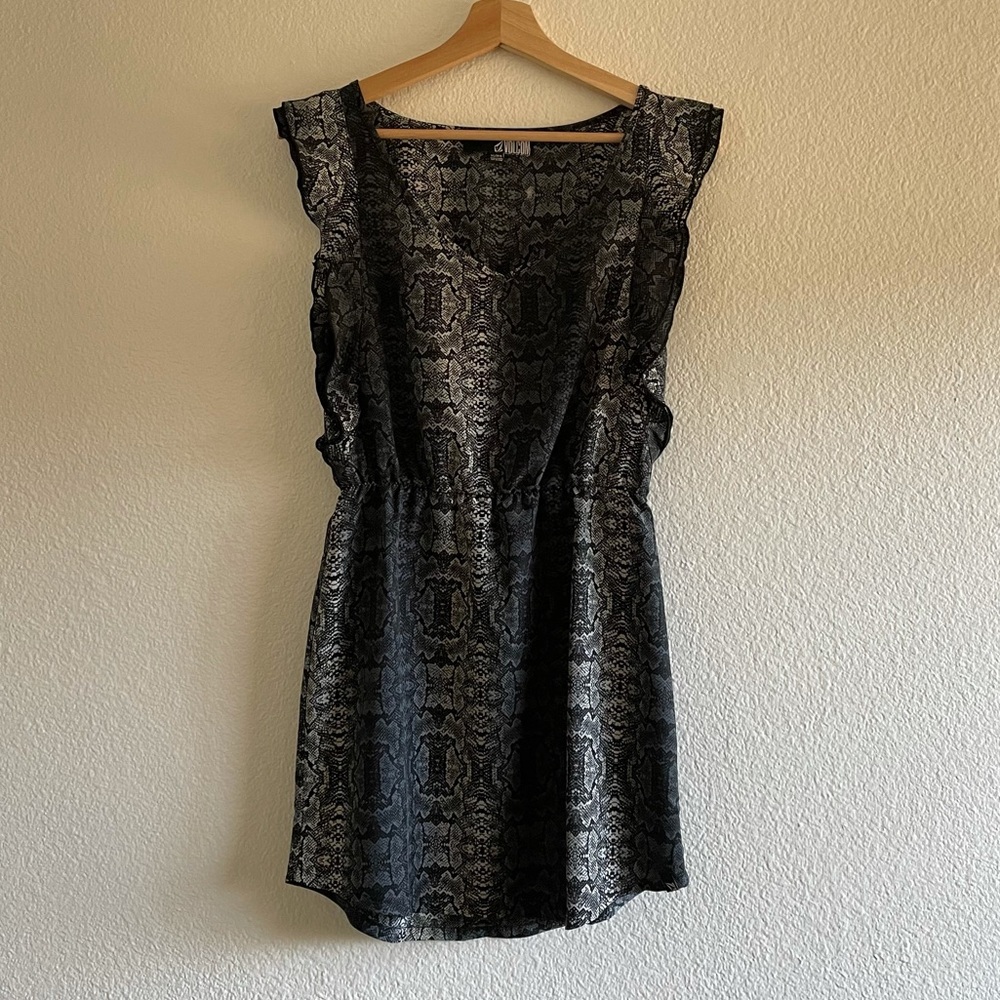Volcom Snake Print Sleeveless Ruffle Mini Dress Blue/Black/Grey Size XSmall